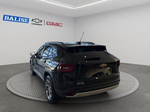 New 2026 Chevrolet Trax LT w/ Driver Confidence Package image 5