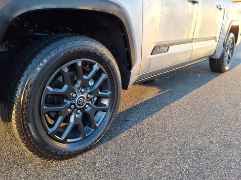 Used 2023 Toyota Tundra Platinum w/ Advanced Package image 9