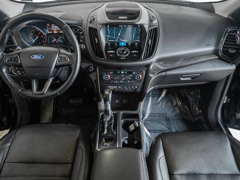 Used 2017 Ford Escape Titanium w/ Equipment Group 301A AWD/4WD image 18