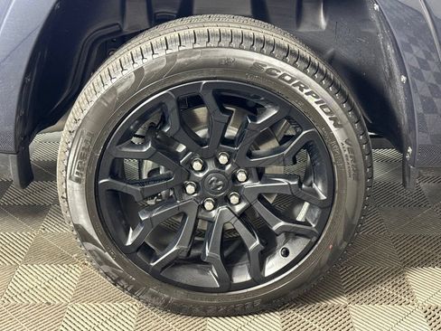 Used 2026 RAM 1500 Limited AWD/4WD image 13
