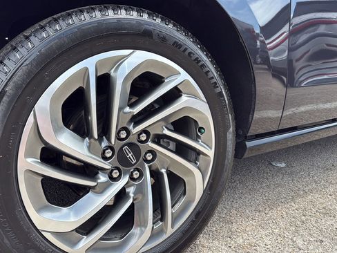 Used 2025 Lincoln Navigator Reserve AWD/4WD image 29