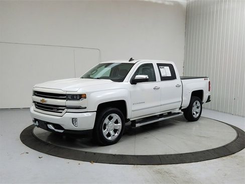Used 2018 Chevrolet Silverado 1500 LTZ Z71 w/ LTZ Plus Package image 3