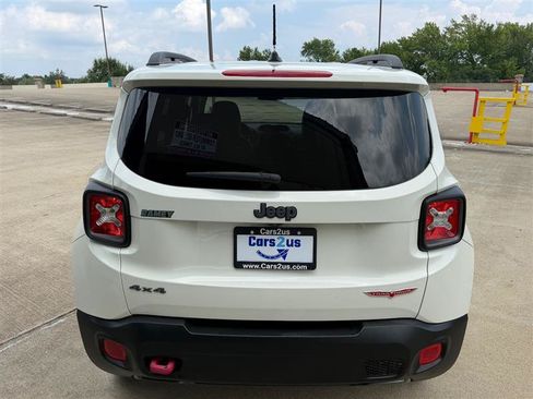Used 2015 Jeep Renegade Trailhawk w/ Premium Leather Group AWD/4WD image 5