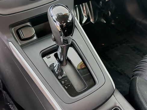 Used 2019 Nissan Sentra SV FWD image 22