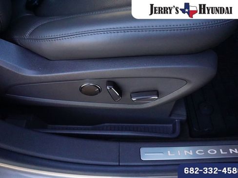 Used 2020 Lincoln Nautilus Reserve w/ Equipment Group 201A image 26