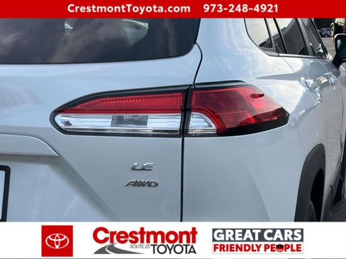 Used 2023 Toyota Corolla Cross LE image 8