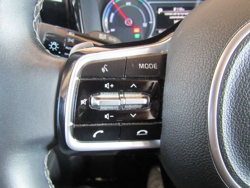 Used 2021 Kia Sorento S FWD image 39