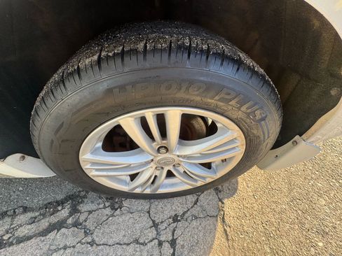 Used 2012 INFINITI G37 x Sedan w/ Premium Pkg image 32