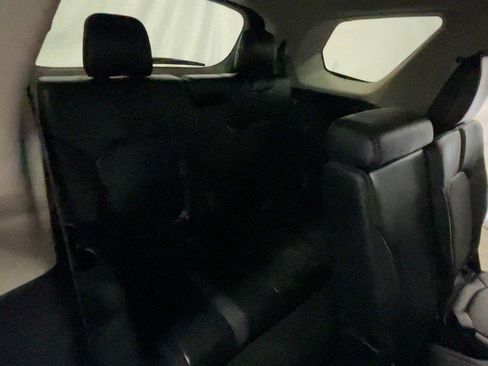 Certified 2025 Honda Pilot EX-L image 27