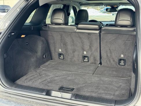 Used 2021 Jeep Cherokee Limited w/ Elite Package image 6