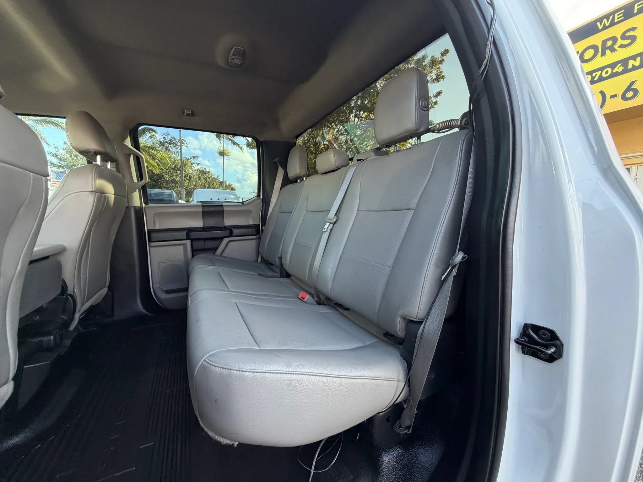 Used 2018 Ford F550 4x4 Crew Cab Super Duty image 16