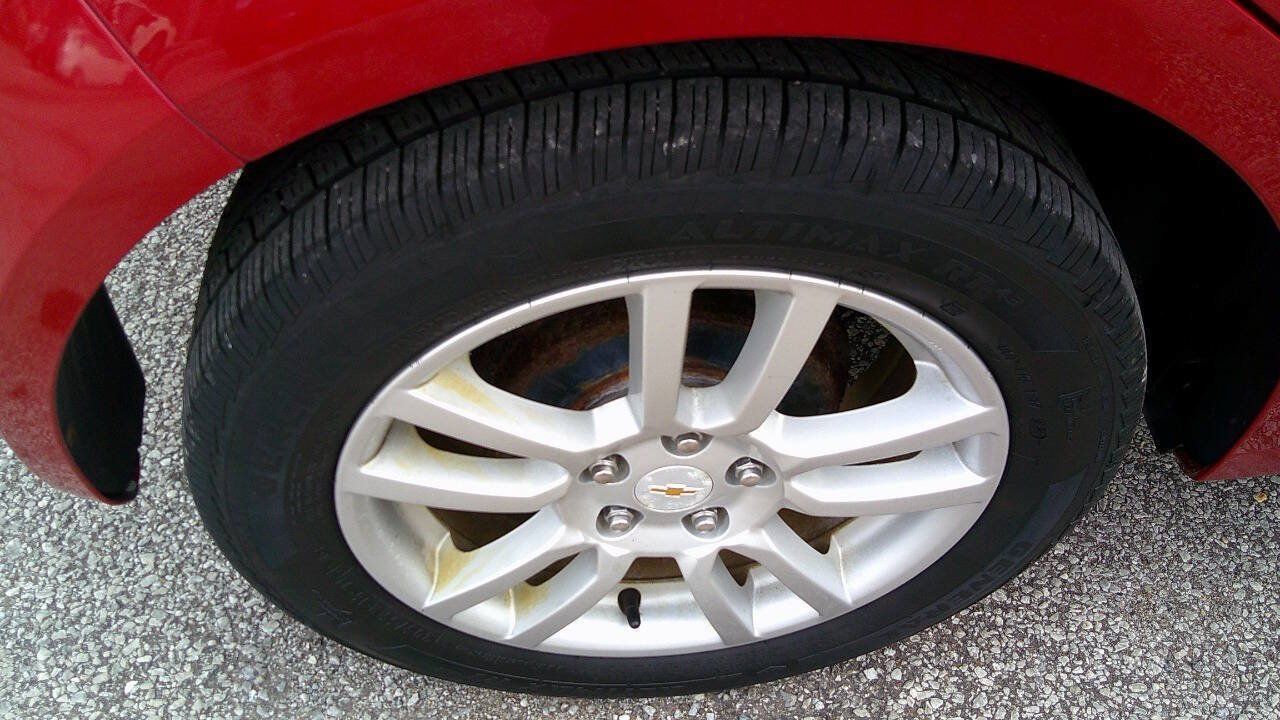 Used 2012 Chevrolet Sonic LT FWD image 29