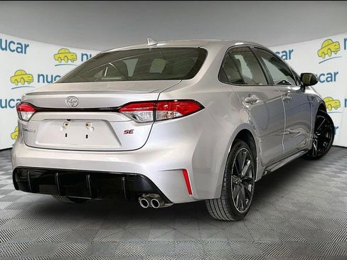 Used 2023 Toyota Corolla SE w/ SE Premium Package FWD image 6