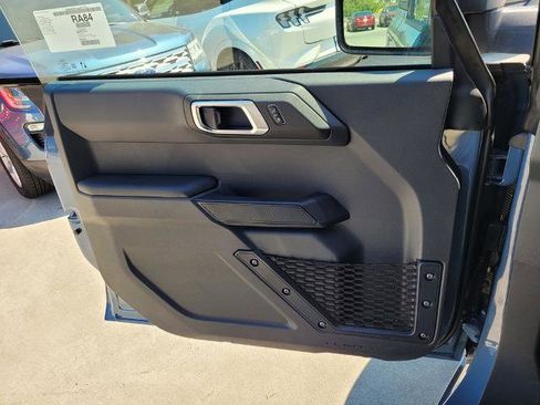 New 2025 Ford Bronco 4-Door image 12