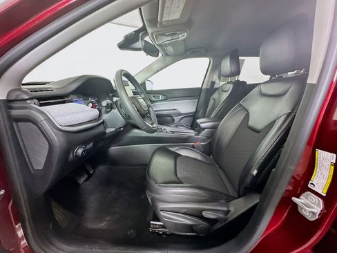 Used 2022 Jeep Compass Latitude image 13