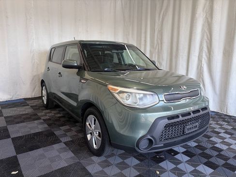 Used 2014 Kia Soul FWD image 3