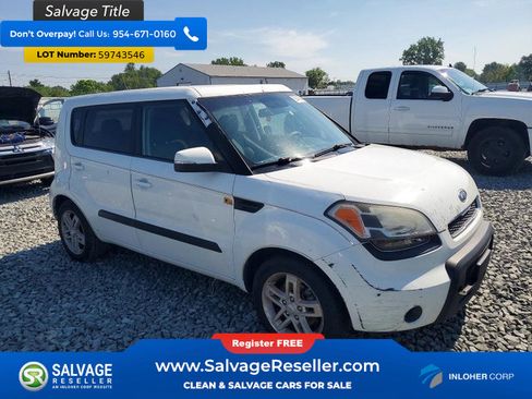 Used 2011 Kia Soul + FWD image 5