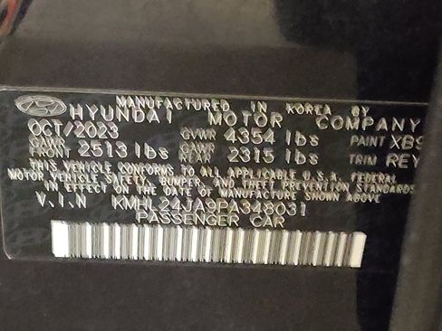 Used 2023 Hyundai Sonata SE w/ Preferred Accessory Package FWD image 33