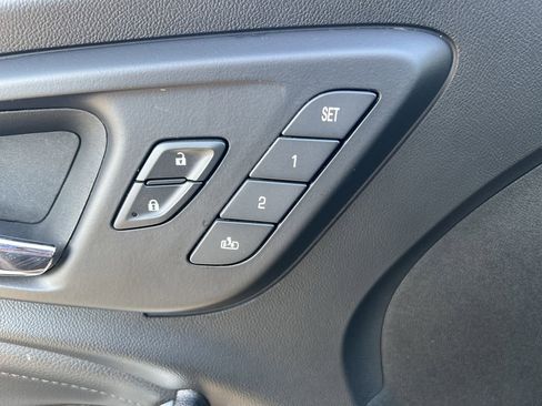 Used 2024 Chevrolet Malibu LT image 25