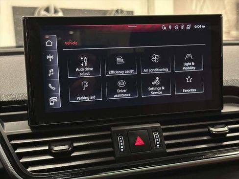Used 2023 Audi Q5 2.0T Premium w/ Convenience Package image 27