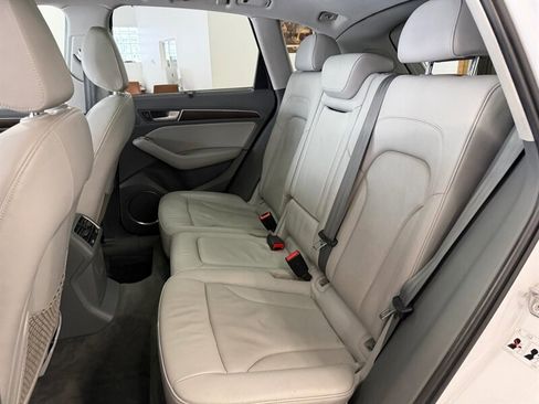 Used 2015 Audi Q5 TDI Prestige w/ Prestige Package image 43