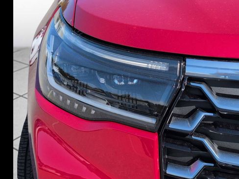 New 2025 Ford Explorer Platinum w/ Ultimate Package image 15