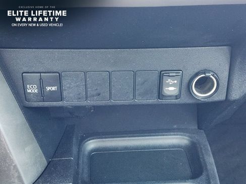 Used 2017 Toyota RAV4 XLE w/ Plus Special Value Package FWD image 22