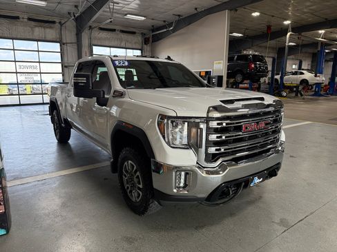 Used 2022 GMC Sierra 2500 SLE w/ SLE Value Package; AWD/4WD image 4