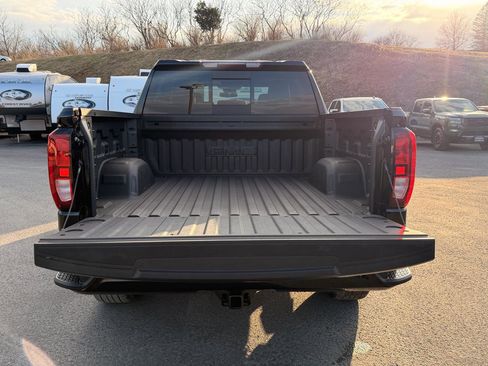 Used 2024 GMC Sierra 1500 Elevation w/ Elevation Premium Package image 28