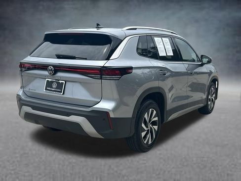 Certified 2025 Volkswagen Tiguan S FWD image 5