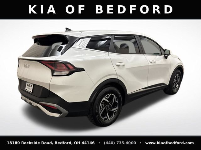 Certified 2025 Kia Sportage LX FWD image 6