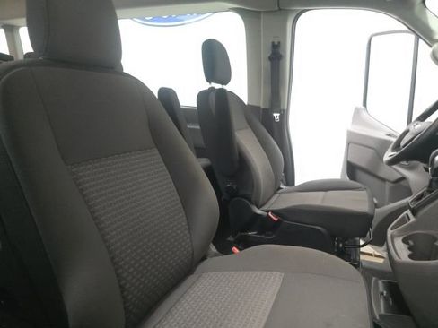 Used 2023 Ford Transit 350 XLT image 3