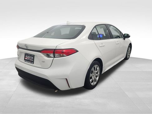 Used 2024 Toyota Corolla LE image 5