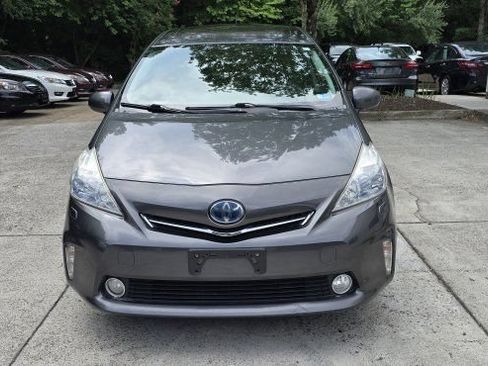 Used 2013 Toyota Prius V Five FWD image 8
