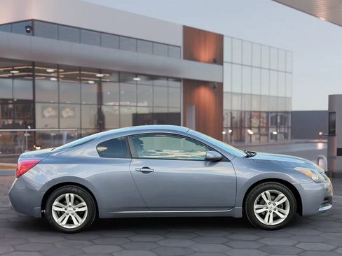 Used 2010 Nissan Altima 2.5 S FWD image 12