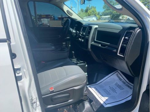 Used 2018 RAM 2500 Tradesman w/ Chrome Appearance Group AWD/4WD image 10