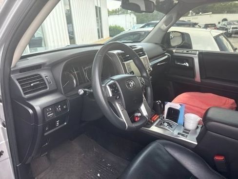 Used 2021 Toyota 4Runner Limited AWD/4WD image 29