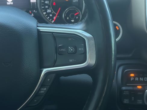 Used 2019 RAM 1500 Laramie w/ Off Road Group AWD/4WD image 12