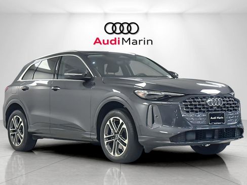 Used 2025 Audi Q5 Premium Plus w/ Premium Plus image 7