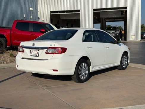 Used 2012 Toyota Corolla LE FWD image 5
