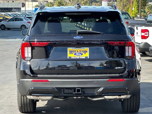 New 2026 Ford Explorer ST-Line w/ ST-Line Street Pack AWD/4WD image 5