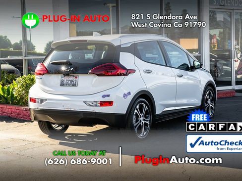 Used 2019 Chevrolet Bolt Premier w/ Infotainment Package image 4