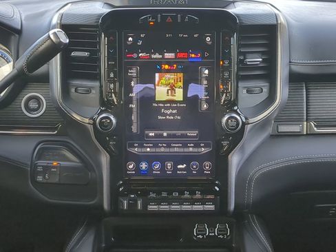 Used 2020 RAM 3500 Limited image 15