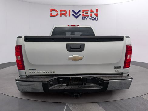 Used 2011 Chevrolet Silverado 1500 LS image 4