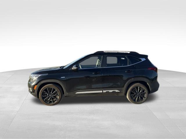 Used 2022 Kia Seltos Nightfall Edition AWD/4WD image 6