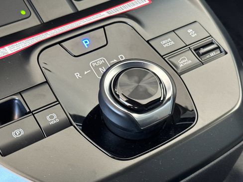 New 2026 Subaru Solterra AWD/4WD image 21