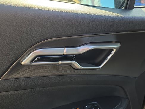 New 2026 Kia Sportage LX image 18