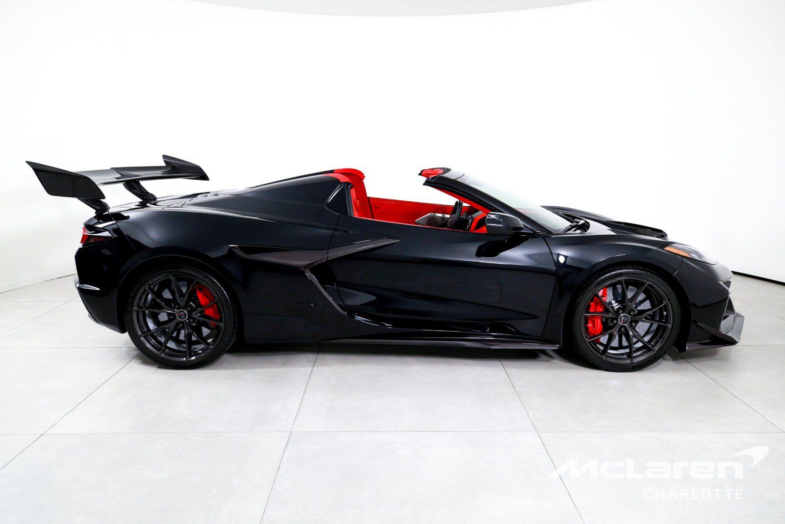 Used 2026 Chevrolet Corvette ZR1 w/ ZR1 Carbon Fiber Aero Package RWD image 10