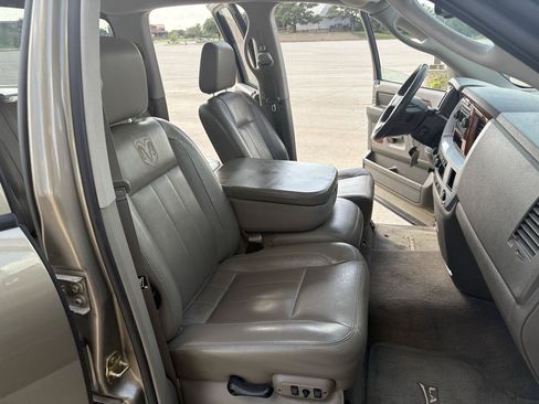 Used 2006 Dodge Ram 2500 Truck Laramie AWD/4WD image 40