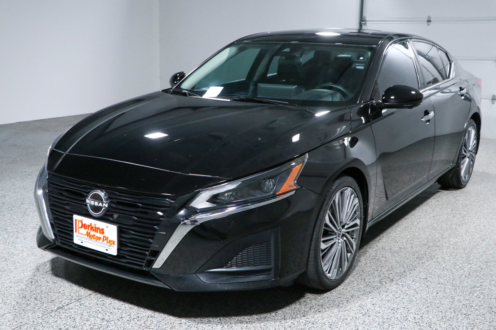 Used 2023 Nissan Altima 2.5 SL FWD image 30